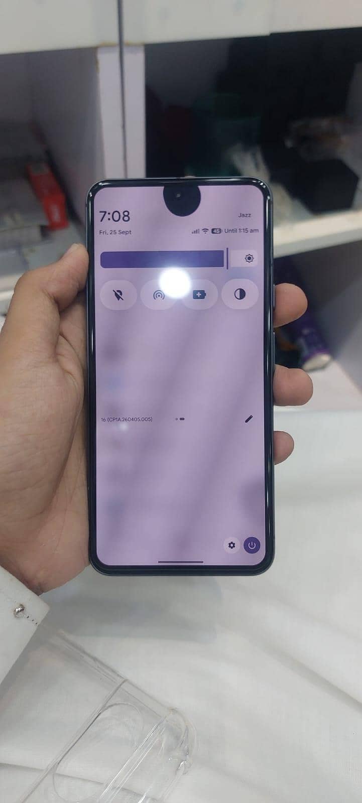 Google Pixel 8 5