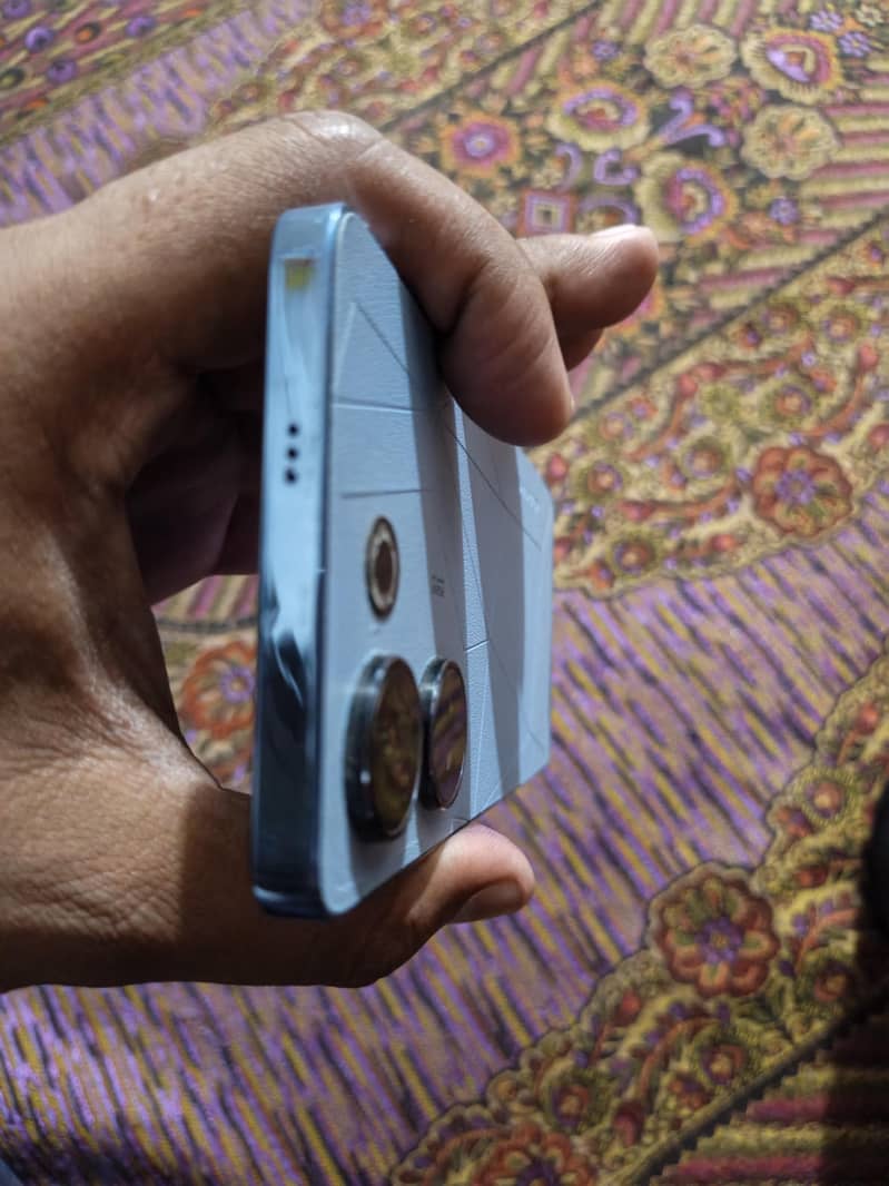 Tecno CAMON 20 8