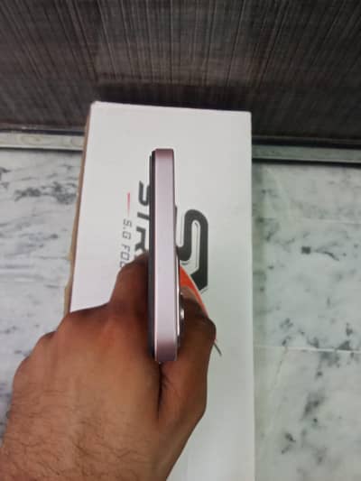 Realme C75x