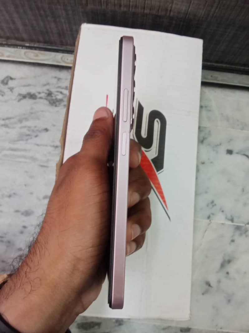 Realme C75x 2