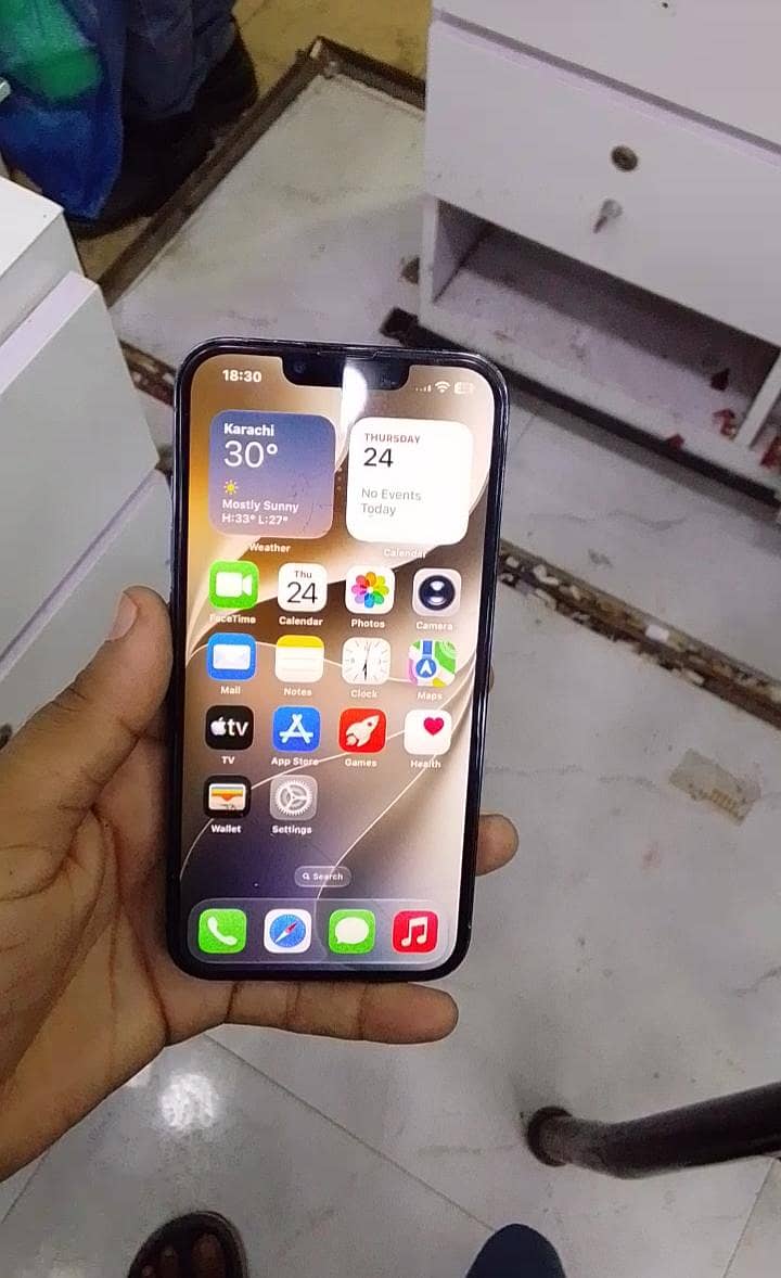 Apple iPhone 13 Pro 2