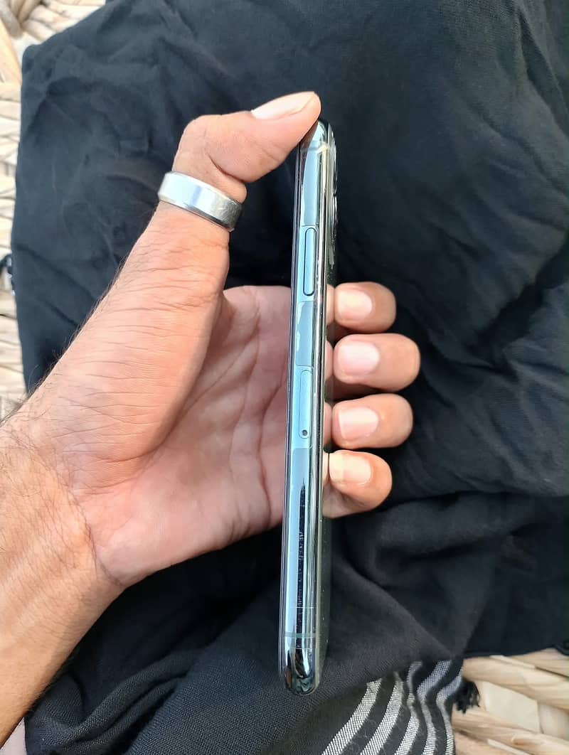 iPhone 11pro 5