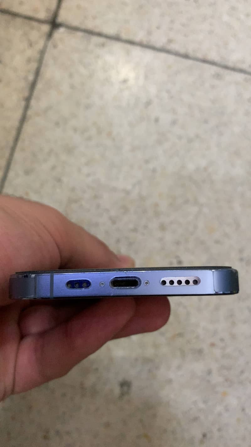 Apple iPhone 13 Pro 3