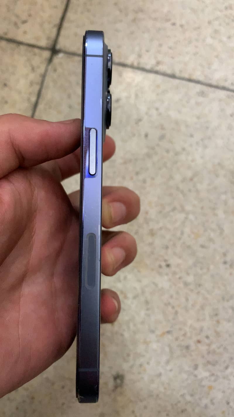 Apple iPhone 13 Pro 4