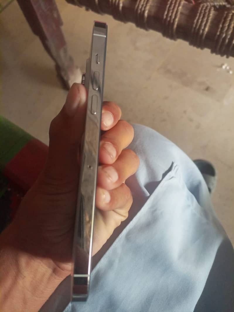 Apple iPhone 14 Pro Max 5