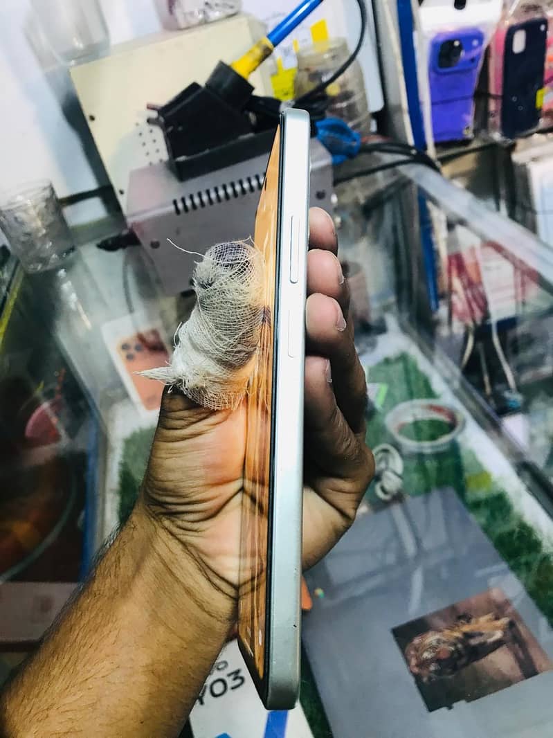 OPPO A5 Pro 3