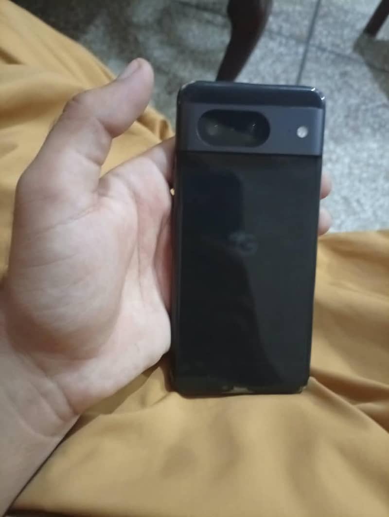 Google Pixel 8 3