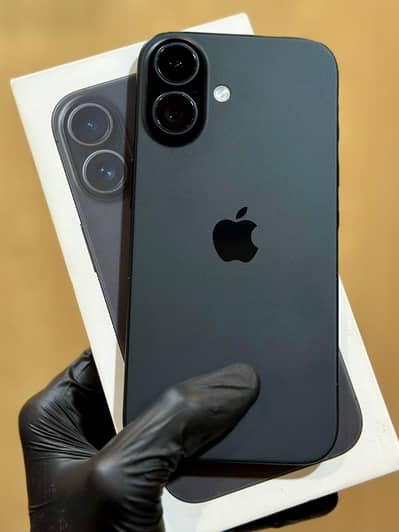 Apple iPhone 16