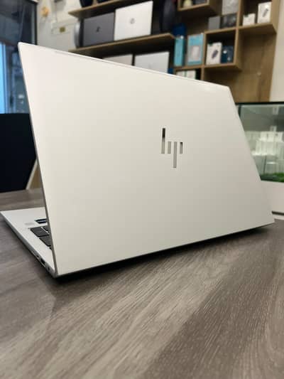 HP EliteBook 860 G9 | Core i5 12th Gen | 16GB RAM | 512GB SSD | 16"