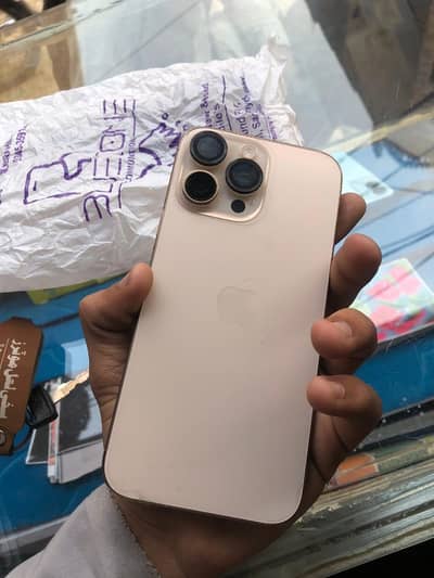 Apple iPhone 16 Pro Max