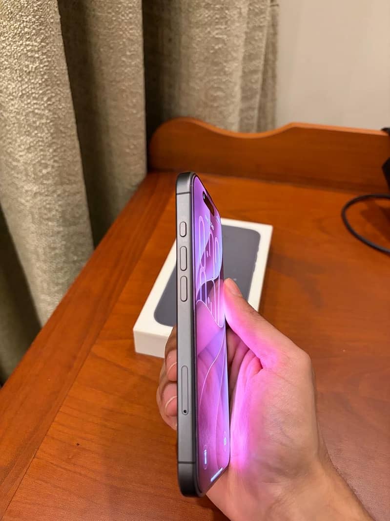 Apple iPhone 17 2