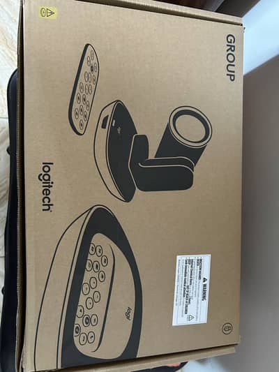 Logitech GROUP Video conferencing system premuim 4k conference camera