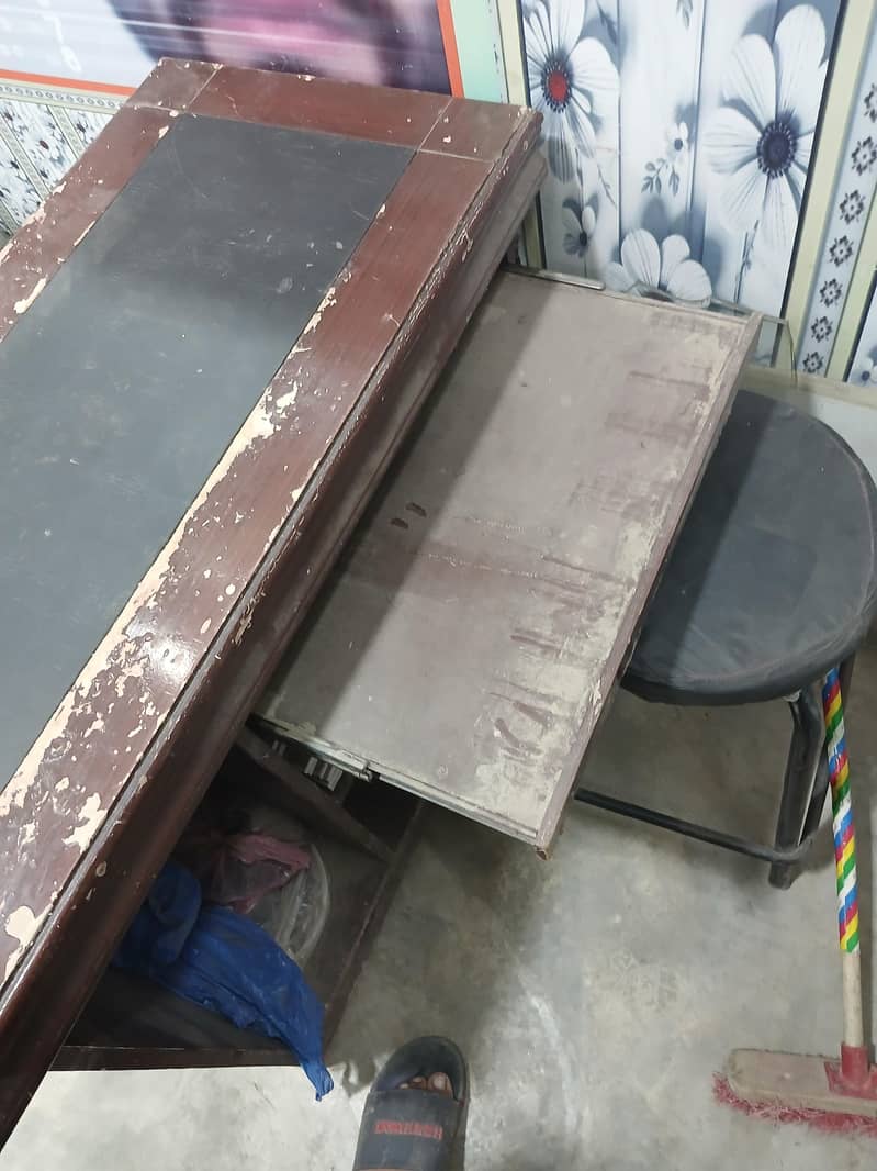 computer table 2