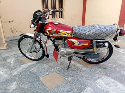 Honda CG 125 for sale.