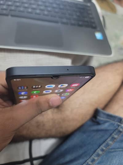 Samsung Mobile A07. very good condishan plus box 8 month warrenty.