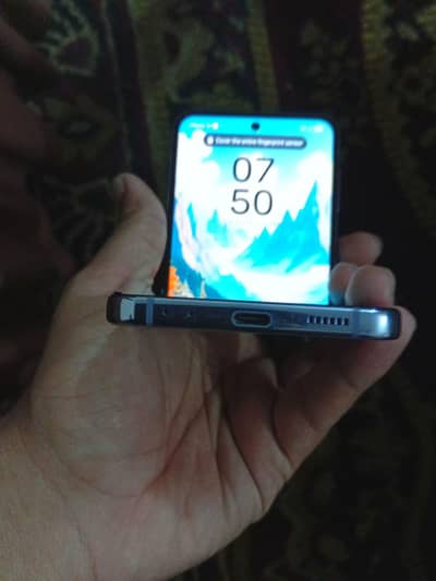 Samsung Mobile Z Flip 4