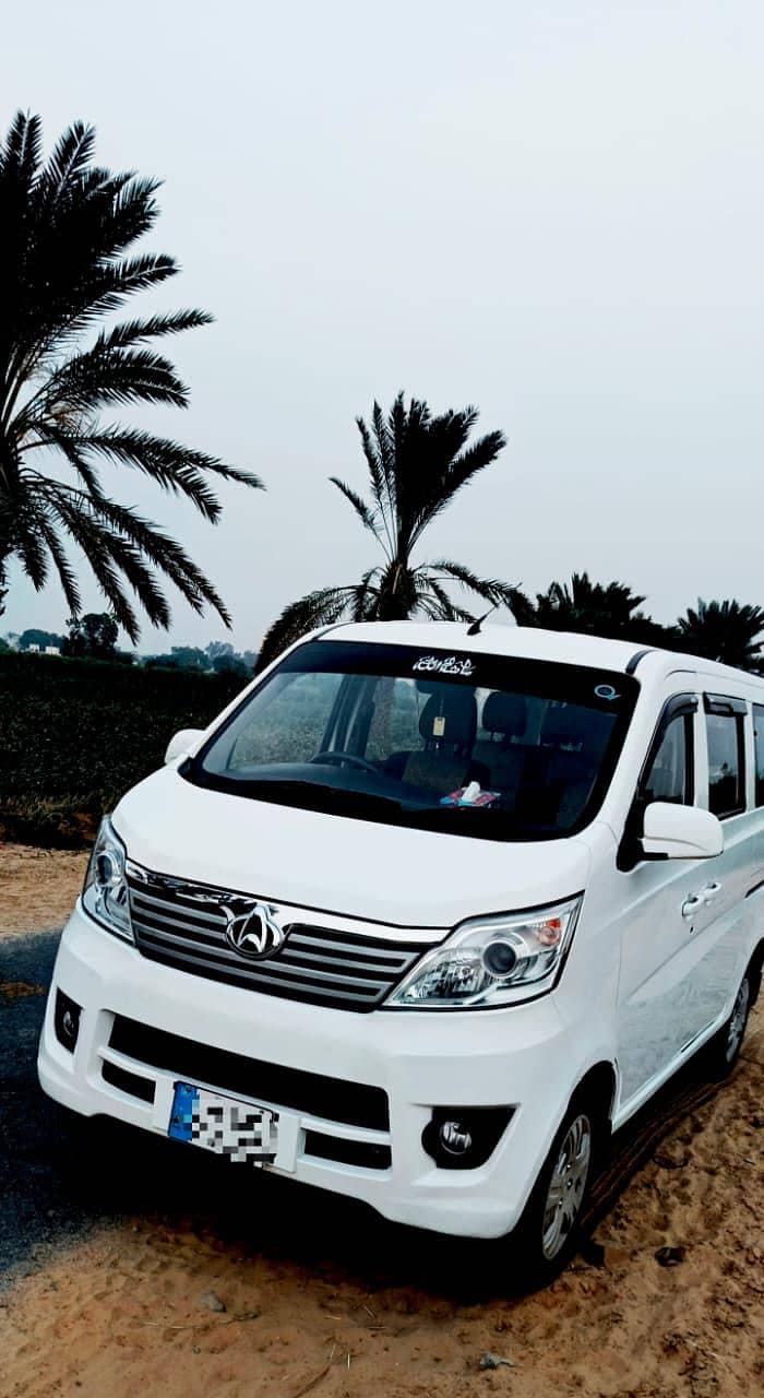 Changan Karvaan Plus 4