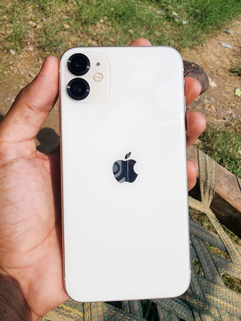 Apple iPhone 11 2