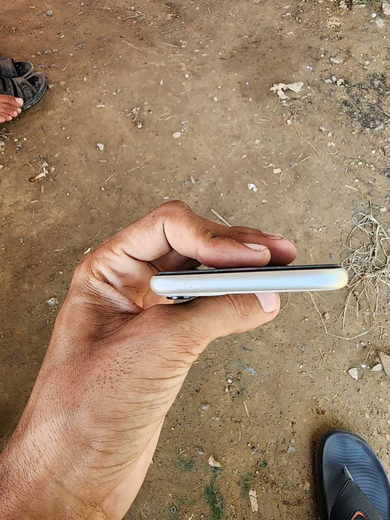 Apple iPhone 11 5