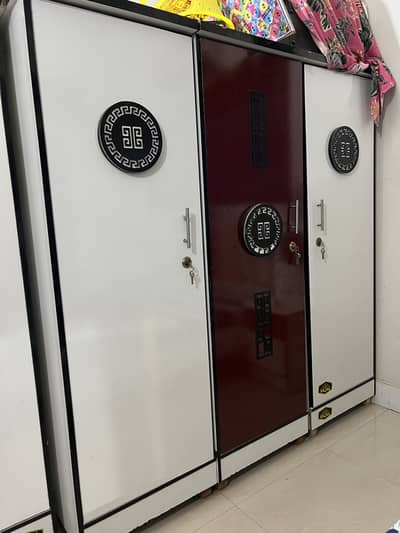 Bedroom set for sale