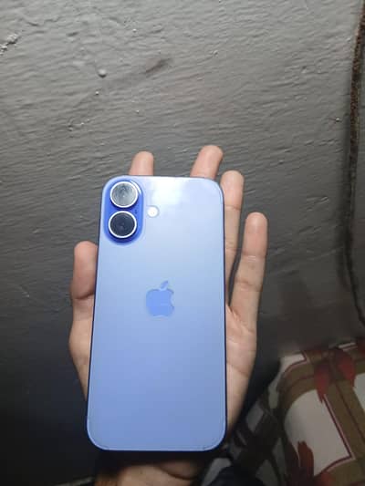 Apple iPhone 16