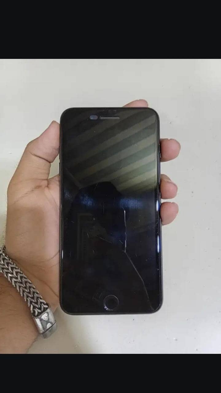 Apple iPhone 7 Plus 1