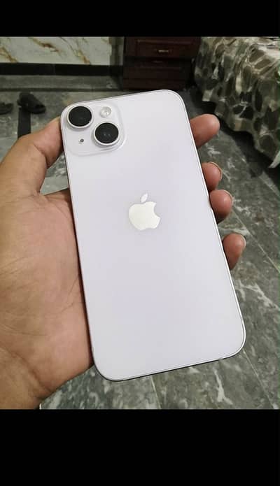 Apple iPhone 13