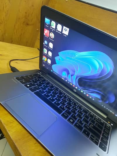 HP Elite book Folio 1040 core i7 ki 4th gen