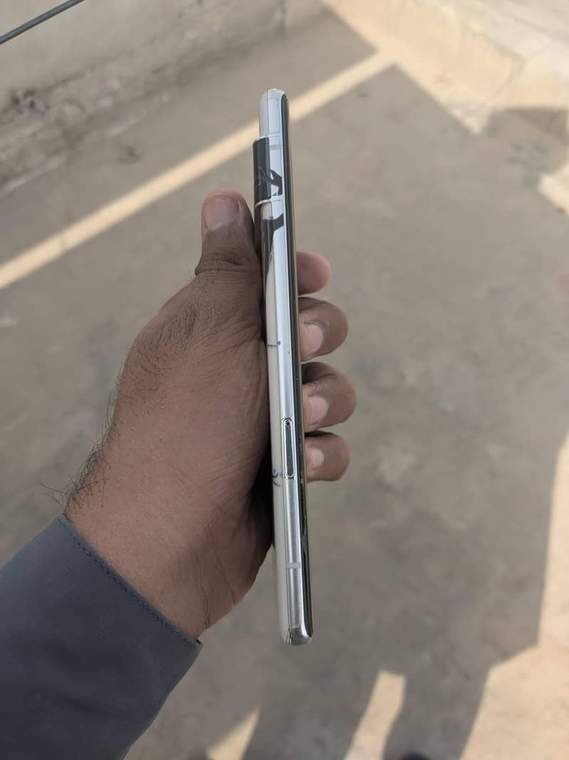 Google Pixel 6 Pro 8
