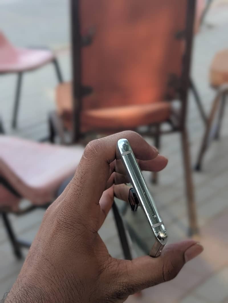 OnePlus 8 4