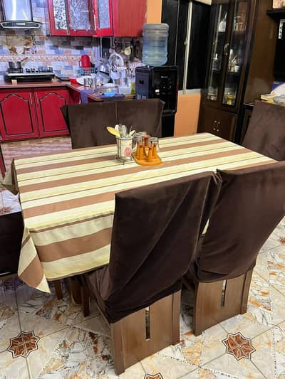 Dining Table / 4 Seater Wooden Dining Table /Home Use For Sale