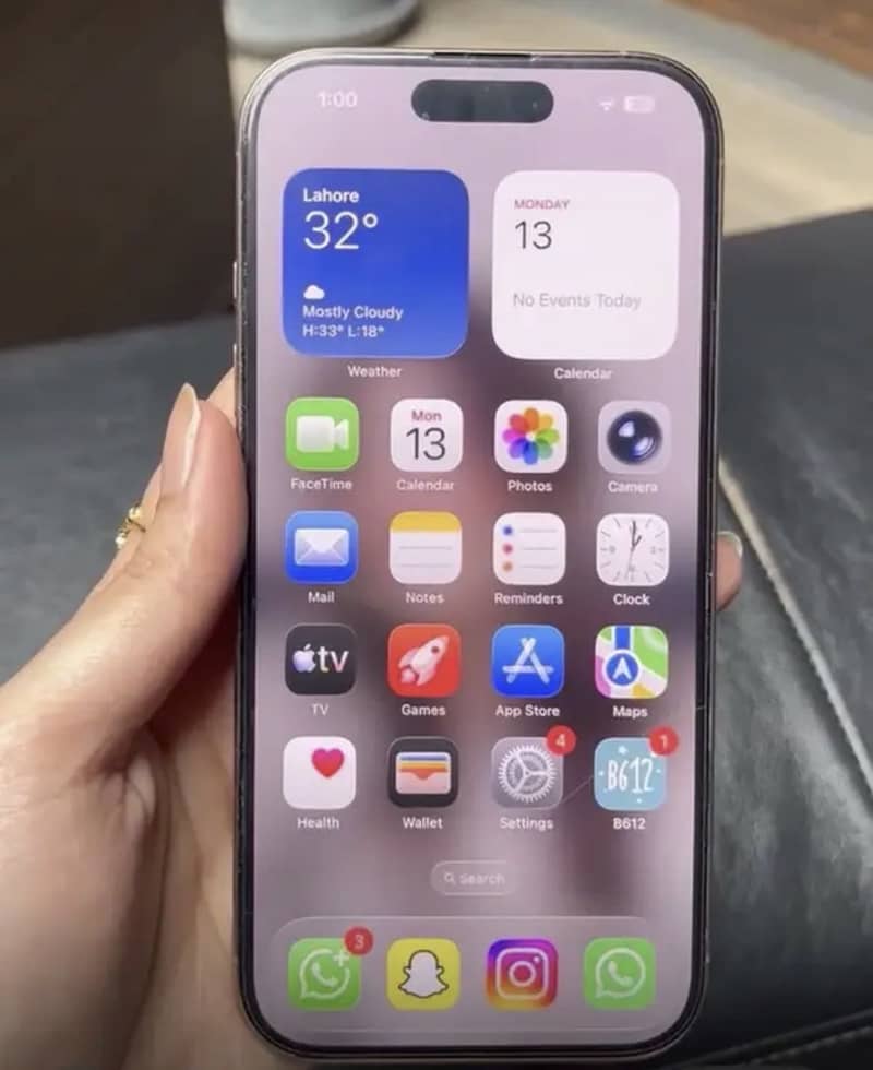 iPhone 16 Pro Max 5