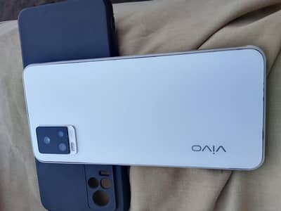 Vivo V20