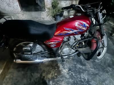 Suzuki GS 150 – 2018 last month | Red | Excellent Condition