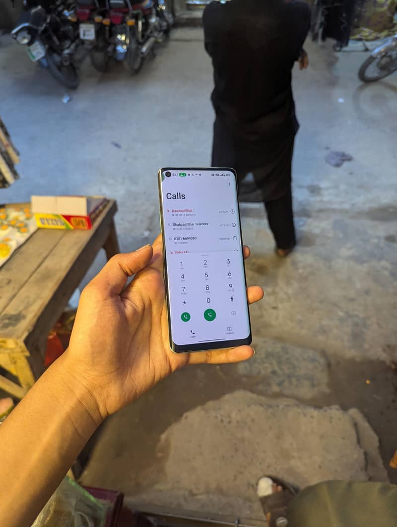 One Plus 8 Pro 5