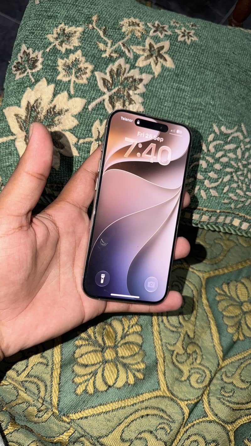 Apple iPhone 15 Pro 7