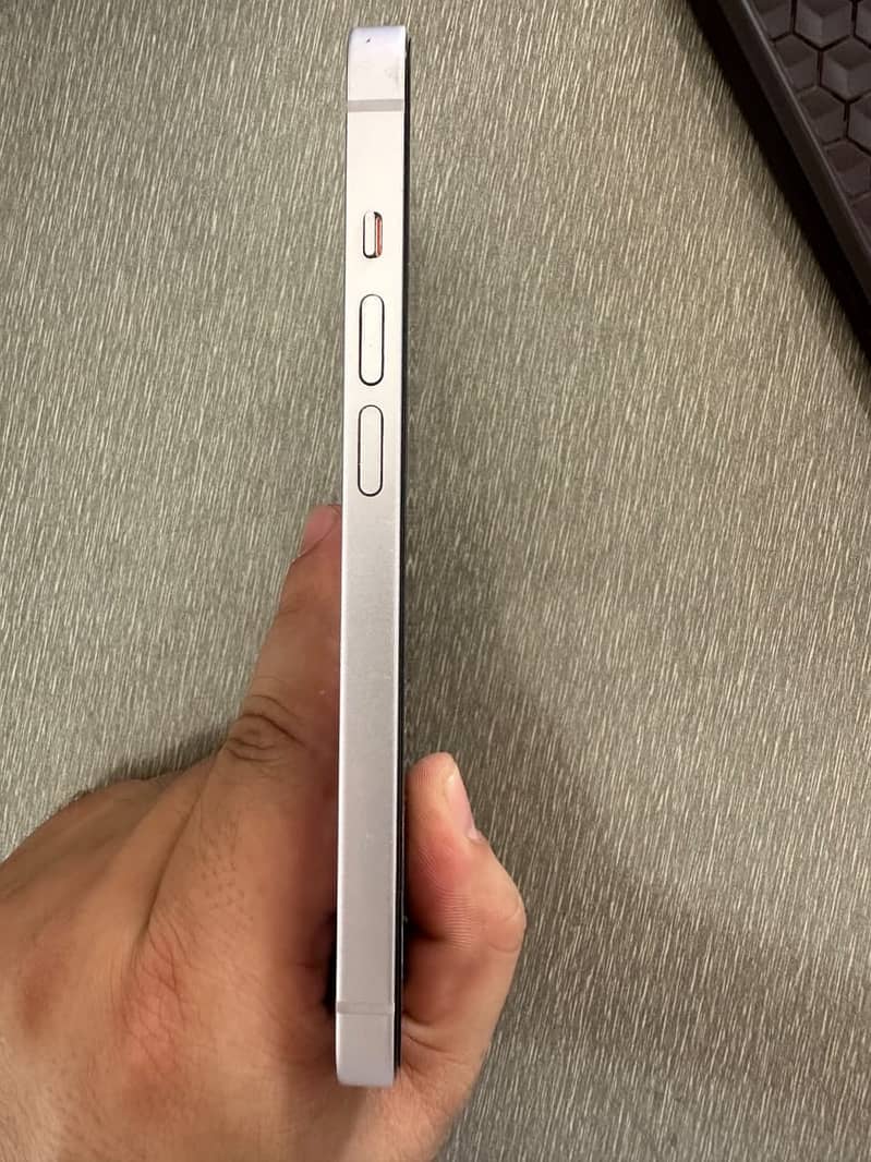 Apple iPhone 14 6