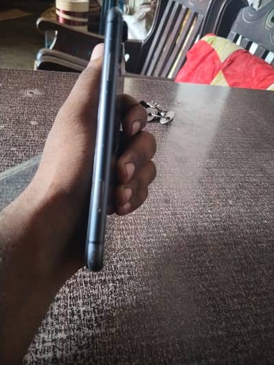 Apple iPhone 11 exchange only pta android new model
