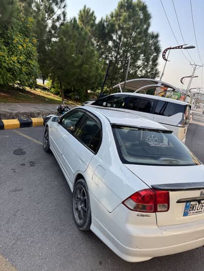 Honda Civic Oriel 2001