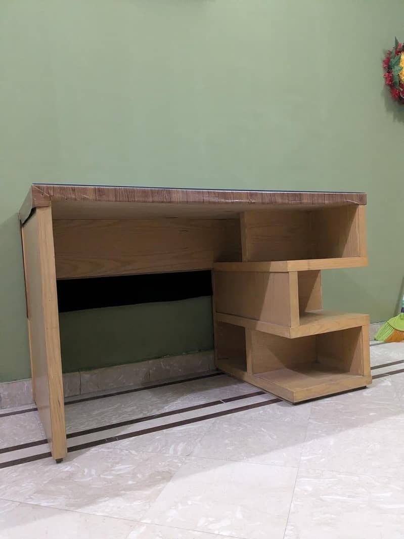 Study and Computer Table – Stylish & Durable 3