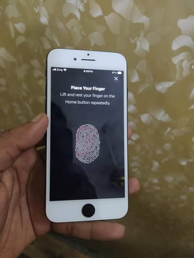 Apple iPhone SE