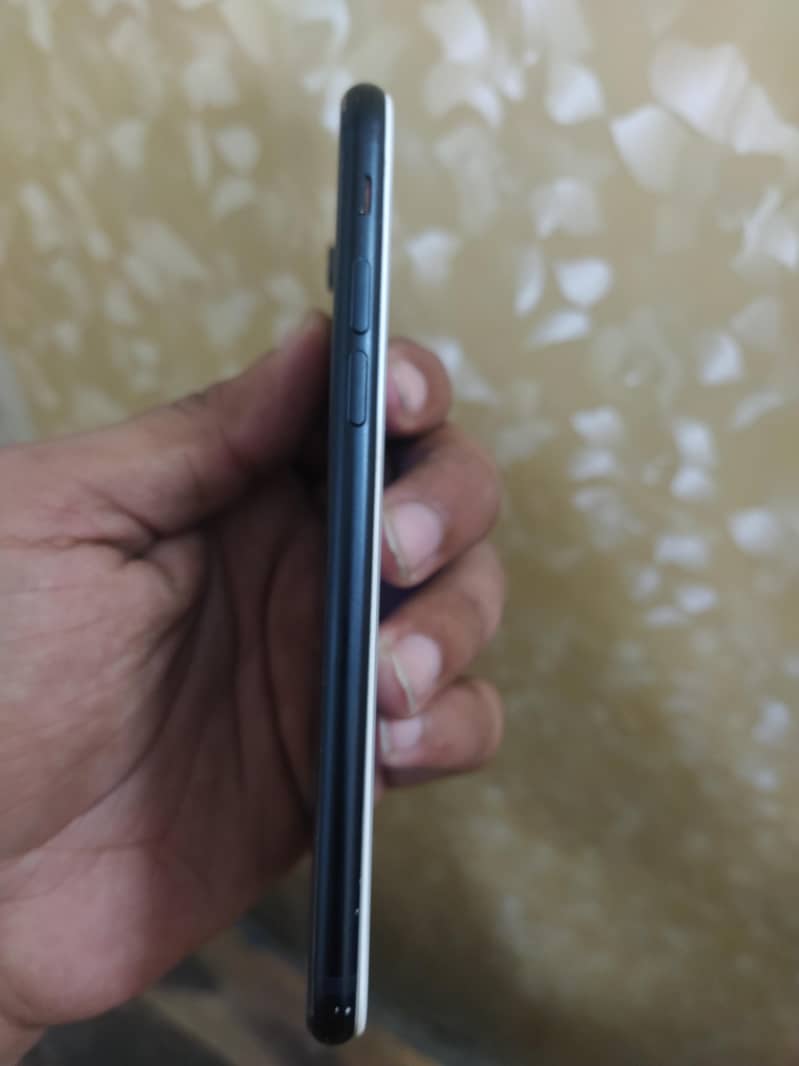 Apple iPhone SE 4