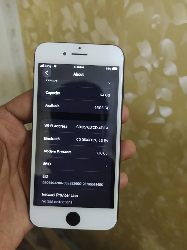Apple iPhone SE 7