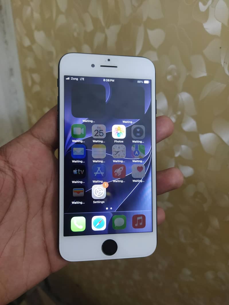 Apple iPhone SE 11