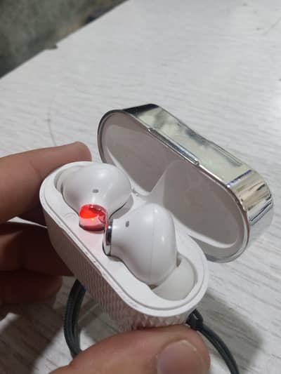 buds pro 5 brand new