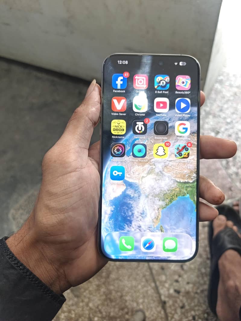 Apple iPhone 13 Pro Max 4