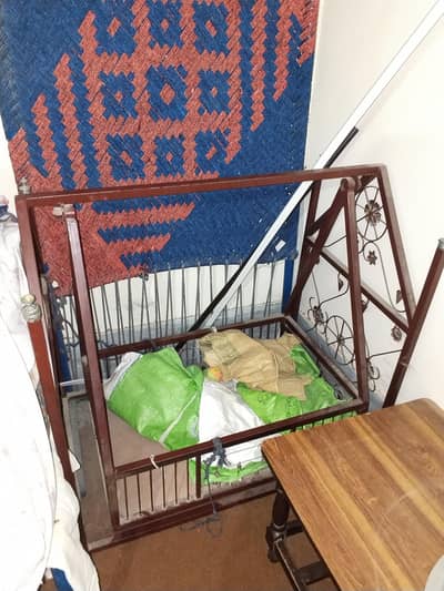 Iron Jhola for sale