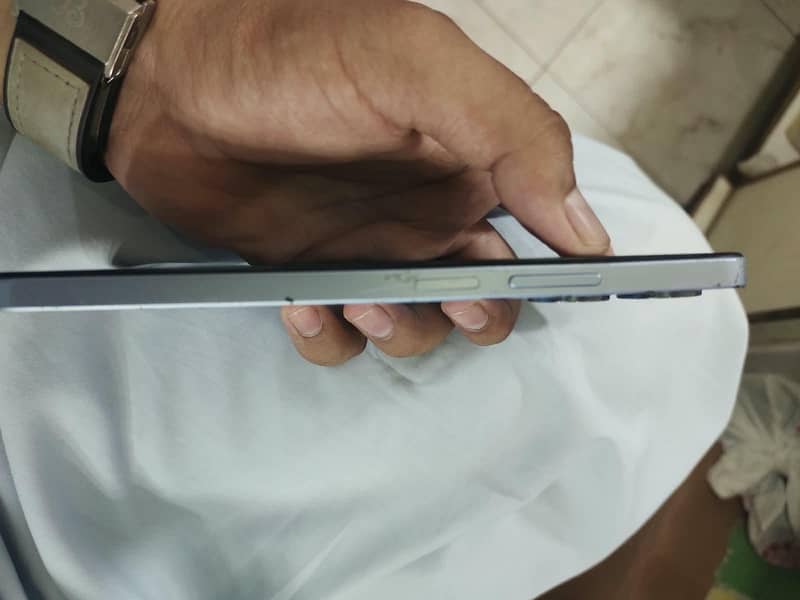 Realme Note 60 3