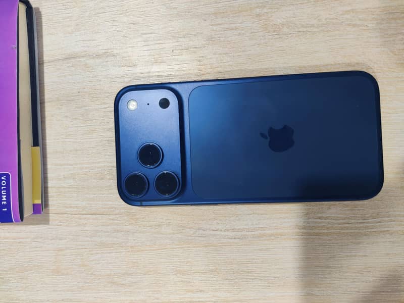 Apple iPhone 17 Pro Max 0