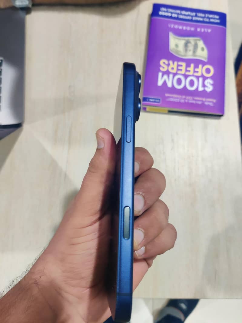 Apple iPhone 17 Pro Max 5